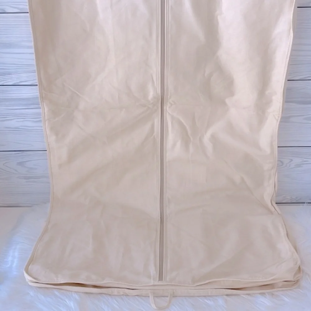 Louis Vuitton Garment Bag‎